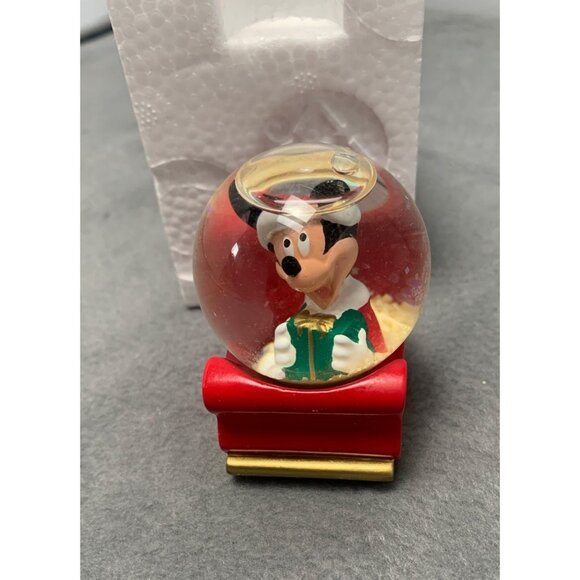Disney Mickey Mouse Christmas Snow Globe 2003 Red Sleigh JCPenney Exclusive Glas - Picture 4 of 6